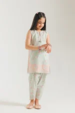 EMBROIDERED SUIT