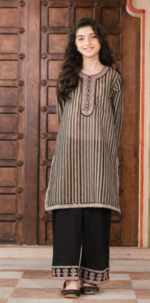 EMBROIDERED SUIT E0642/404/901